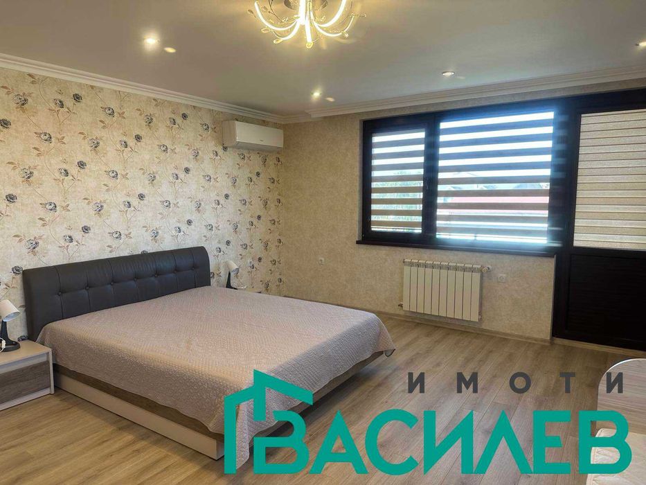 Дава се под наем Етаж от къща в София, Център - 116 кв.м за 757.86 € - Снимка #5