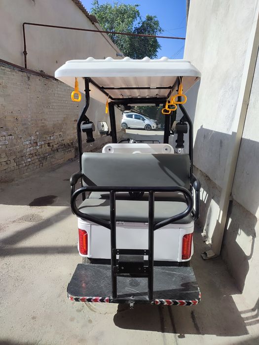 Golf car sotiladi