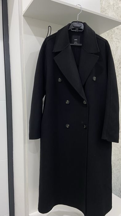 Пальто женское Mango