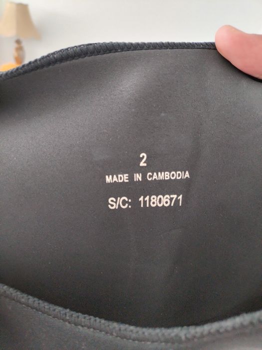 Продам гидро костюм
