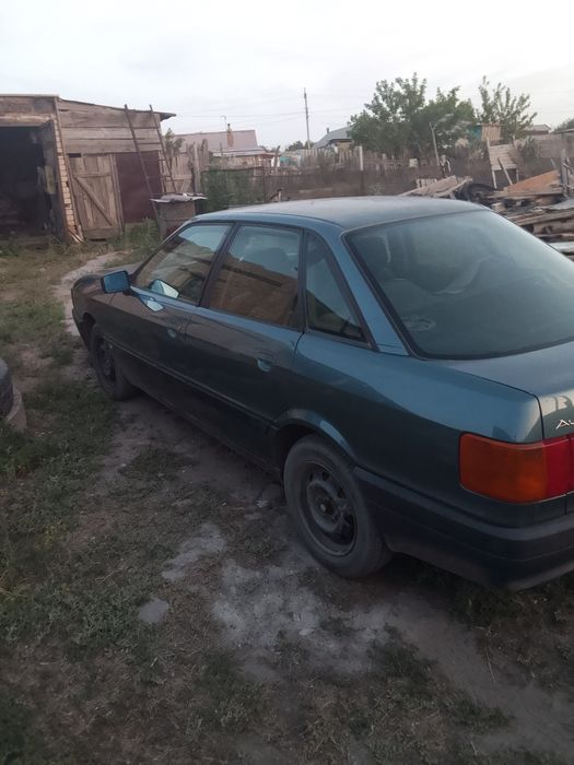 Продам Ауди 80 б3