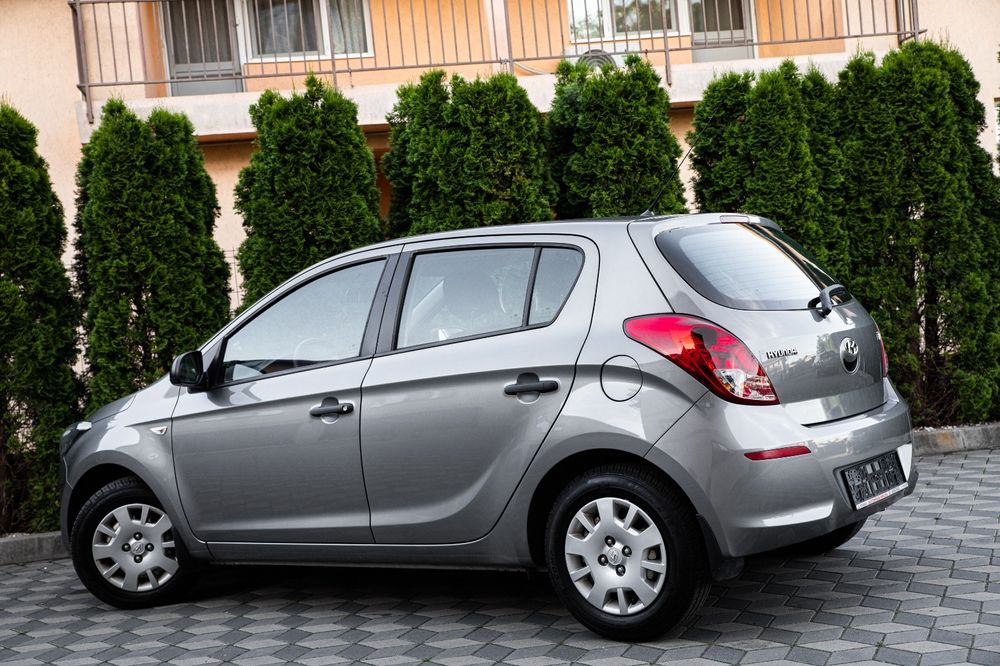 HYUNDAI i20 2013 — imagine 4