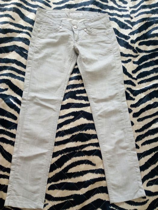 Дънки  S размер за слабо момиче