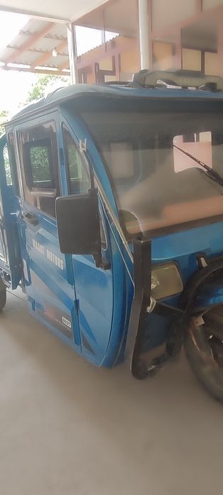 Skuter muravey sotiladi