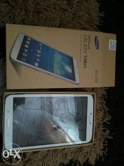 Tableta tab 3