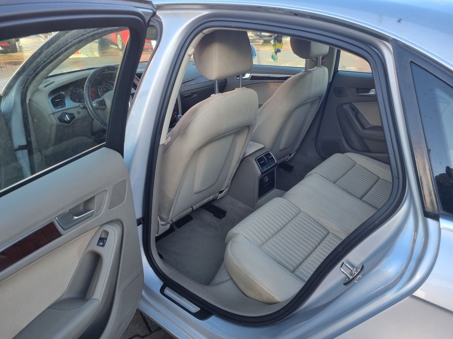 AUDI A4 2009 — imagine 3