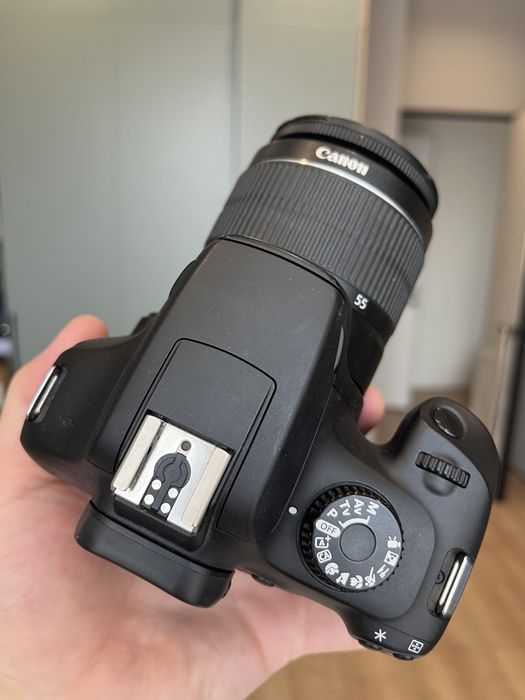 Canon 4000d продам