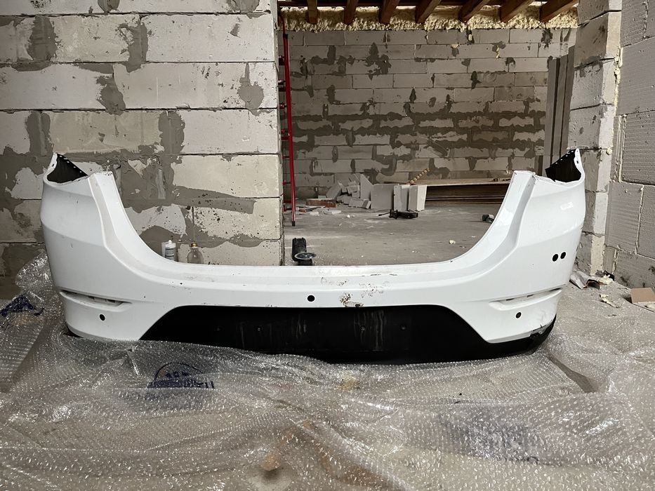 Задний Бампер Chevtolet Onix