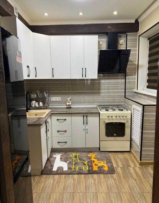 Срочно Продаю 1 ком 2 этаж Чиланзар 6 квартал ор-р Корзинка