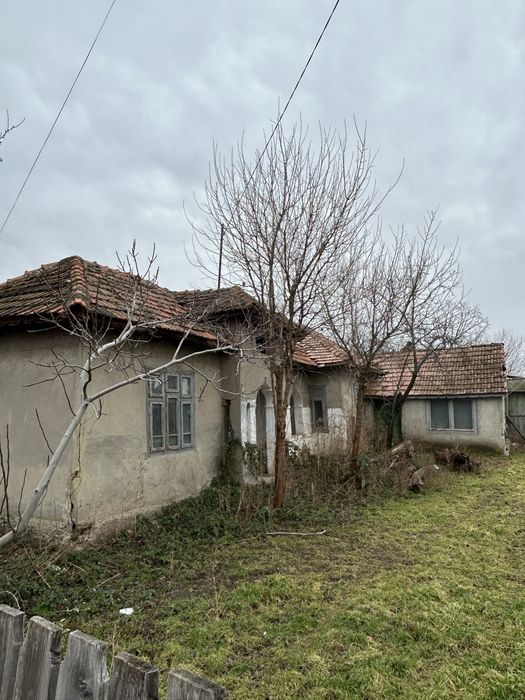 Teren Tintesti 1000 mp + Casa Demolabila