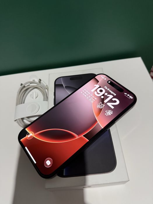 Iphone 16 pro с гарантией