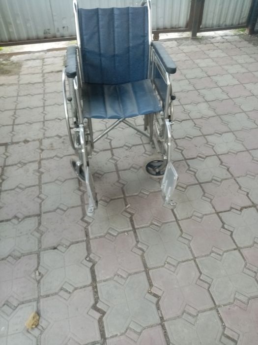 Срочно продам коляску инвалидная писать на ватсап
