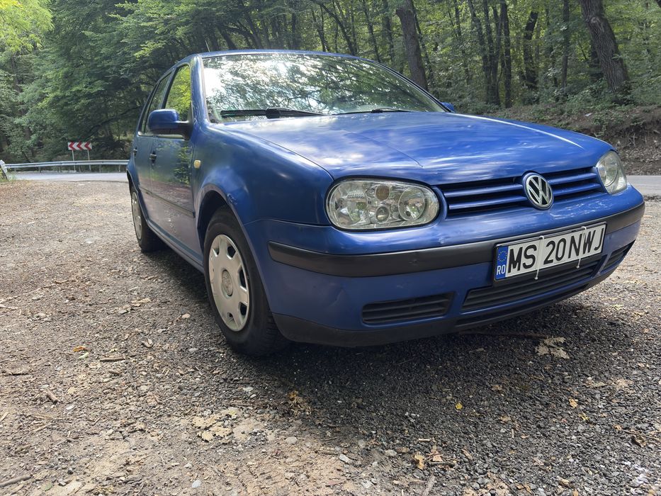 VOLKSWAGEN Golf 2000 — imagine 4