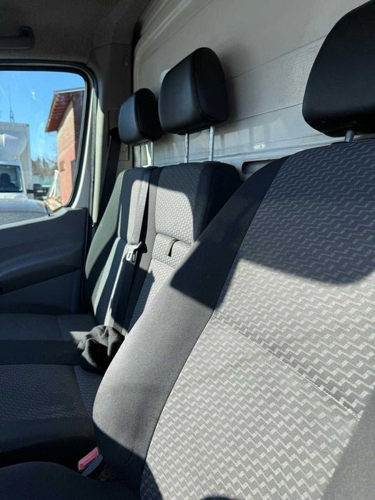 VW Crafter 2.0 TDI 143CP  Box/Koffer cu Lift Hidraulic - Euro 5