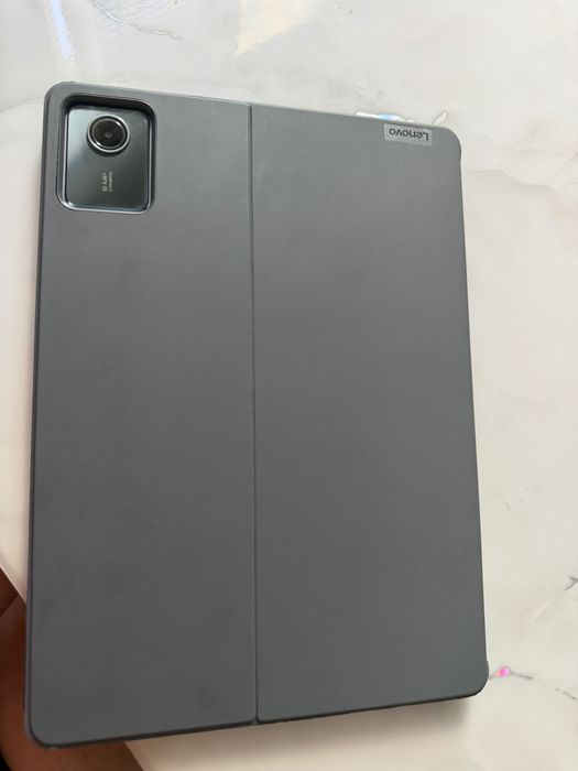 Таблет Lenovo Tab M11