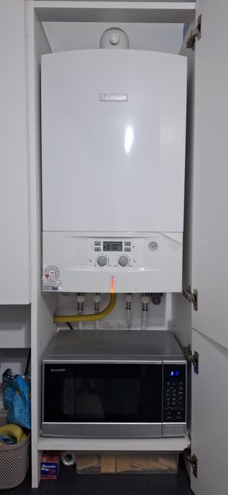 De vanzare centrala termica Boch 24 kw