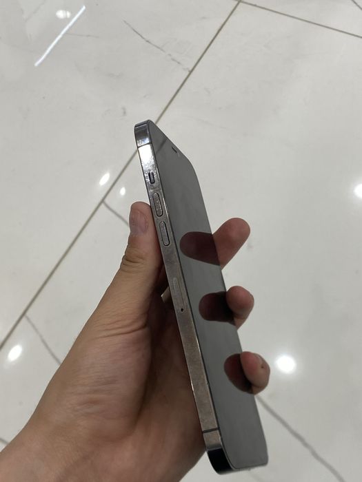 Продам айфон 12 про макс