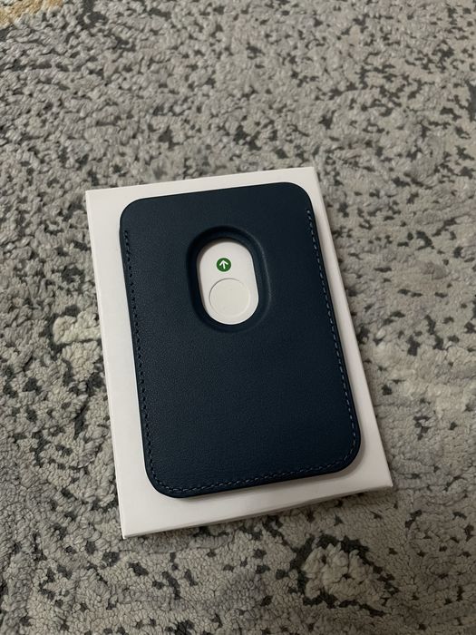 Продам оригинальный MagSafe. Нат кожа!