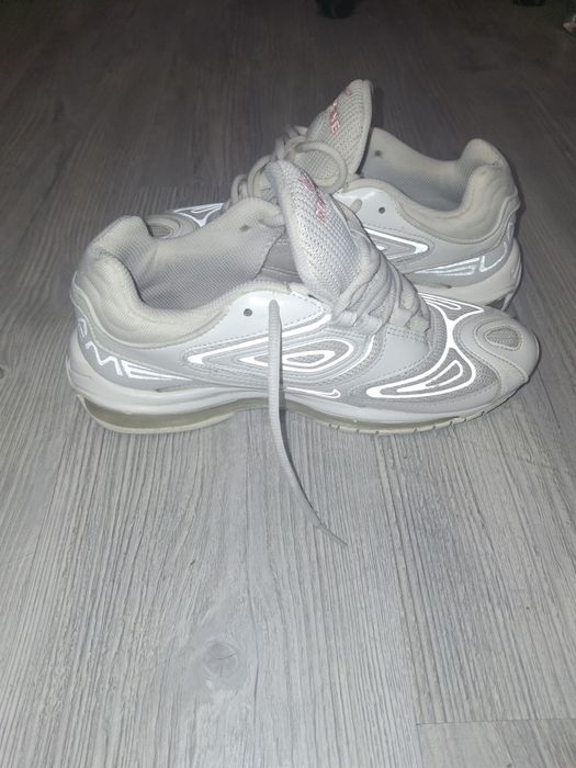 Nike Supreme Albi