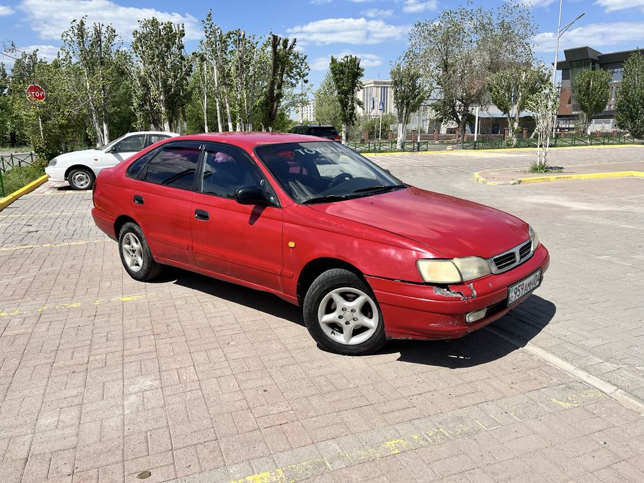 Продам toyota carina 2л