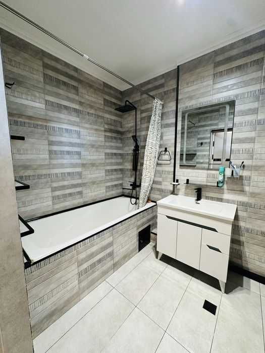 у.Шота Руставели, НОВОСТРОЙКА  3/10/12  73 м²