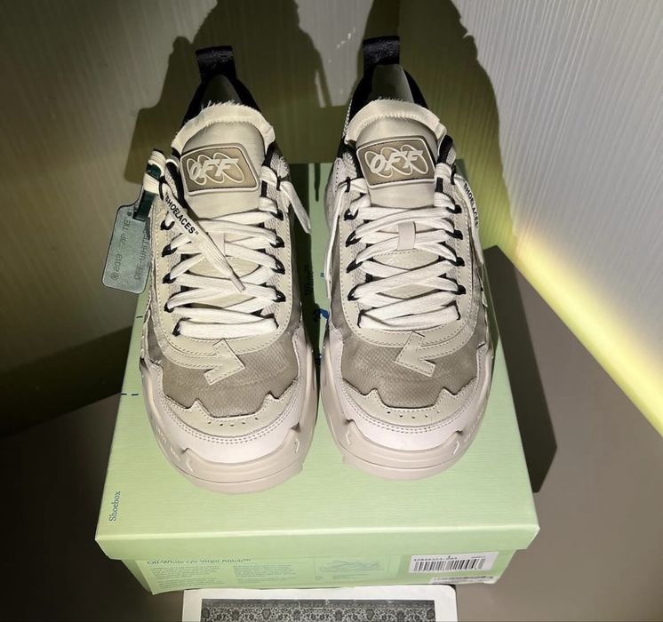 Adidasi off white odsy 1000