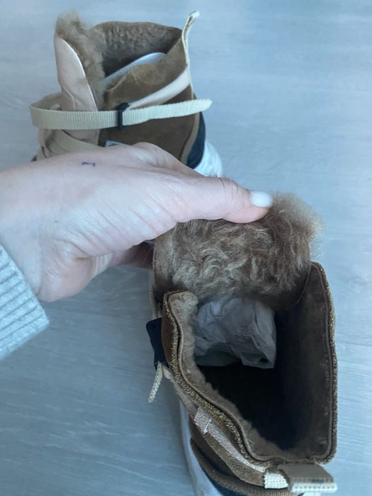 Ботинки - кроссовки 40 размер