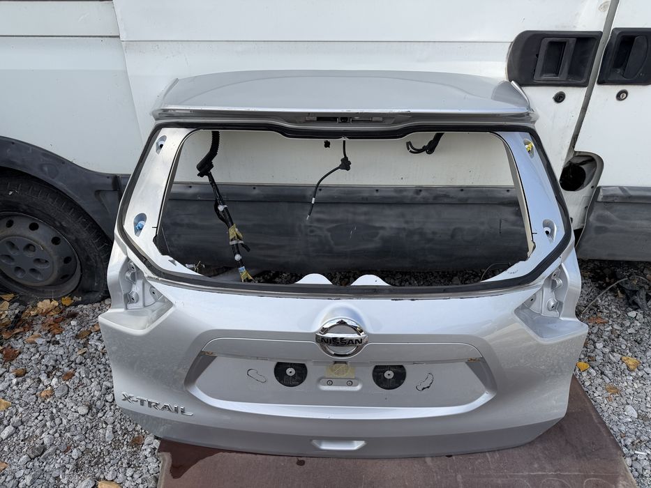 Капак Nissan X-Trail 2014 год.-