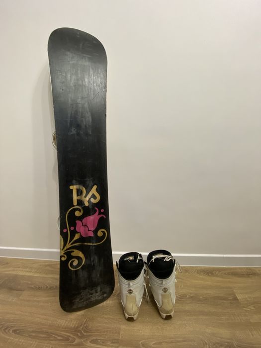 Сноуборд женский с ботинками