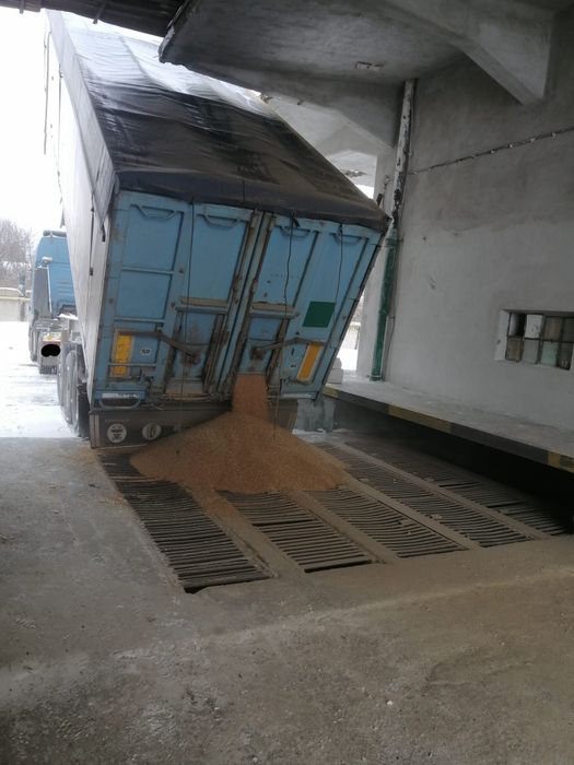 Vand ansamblu cap tractor Man TGA si bena cereale 54 mc