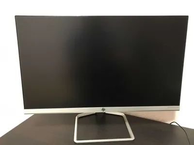 Компьютер с монитором DESKTOP-HLU2L55