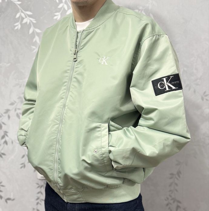 Calvin Klein (Бангладеш) Бомбер