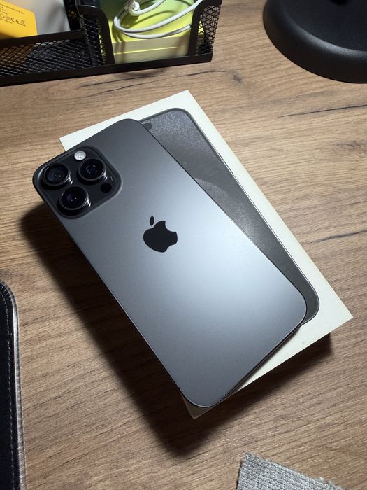iPhone 15 Pro Max