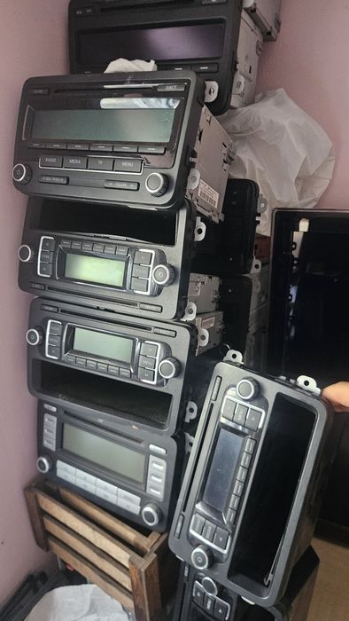 Usa touran dreapta fata spate stanga spate negru albastru