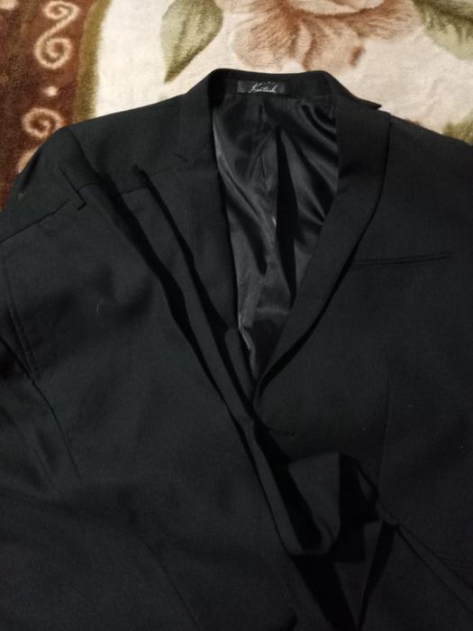 Продам отличный турецкий костюм,