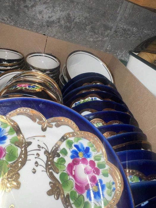 Срочно продаётся посуда!!!