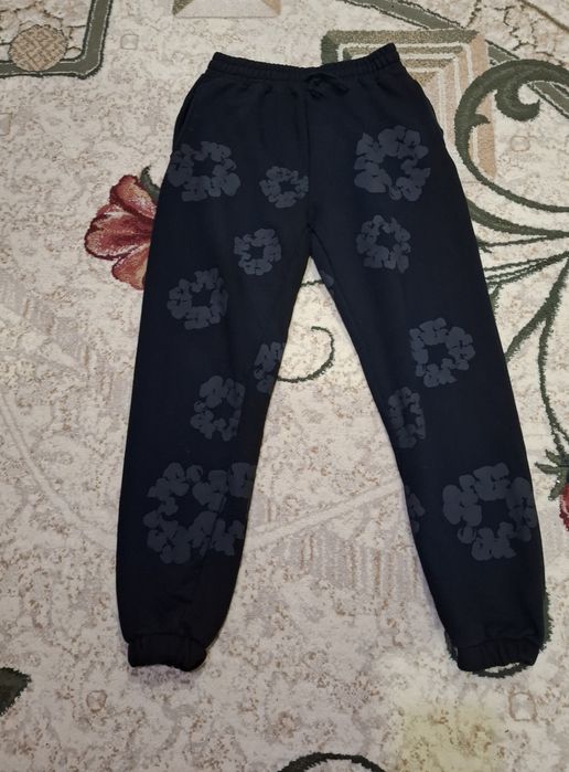 Pantaloni denim tears