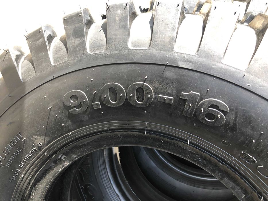 Anvelope noi pentru REMORCA 9.00-16 cu 14PLY cauciucuri marca OZKA