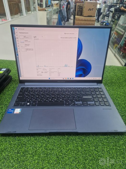 Asus vivobook i7 12700H 16/512 xolati ideal aybi yo‘q