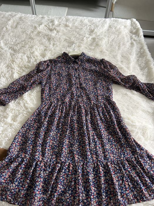 Rochie H&M cu motive florale marimea S