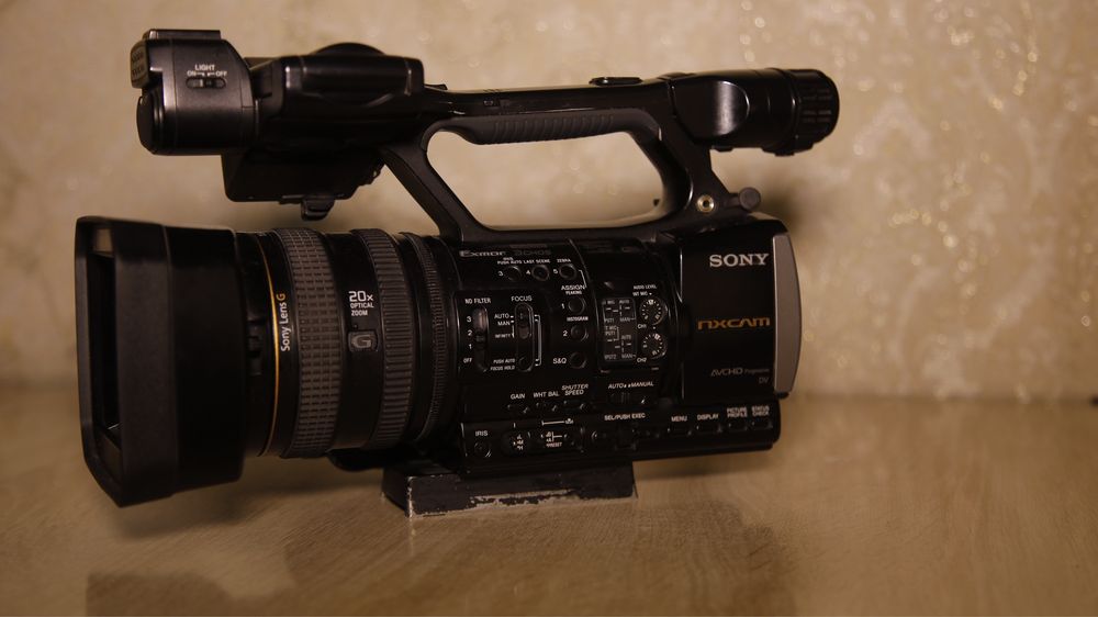Sony HXR-NX3 продам