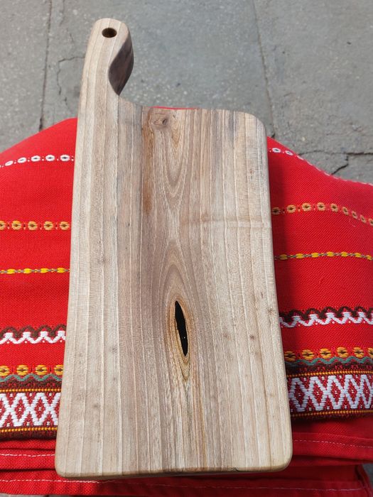 Дъска за мезета от орех