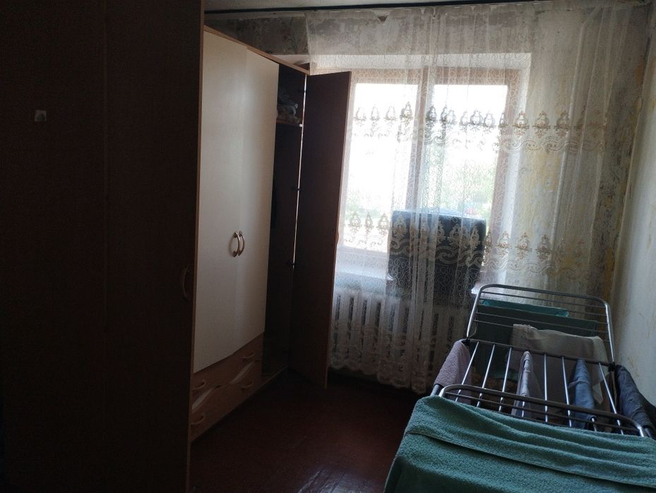 Продам двухкомнатную общежития