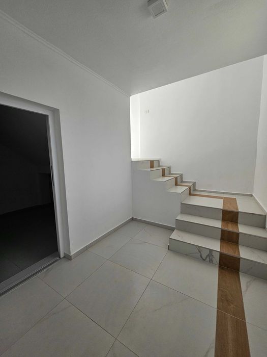 3 spații comerciale de vânzare | Sânnicolau Mare