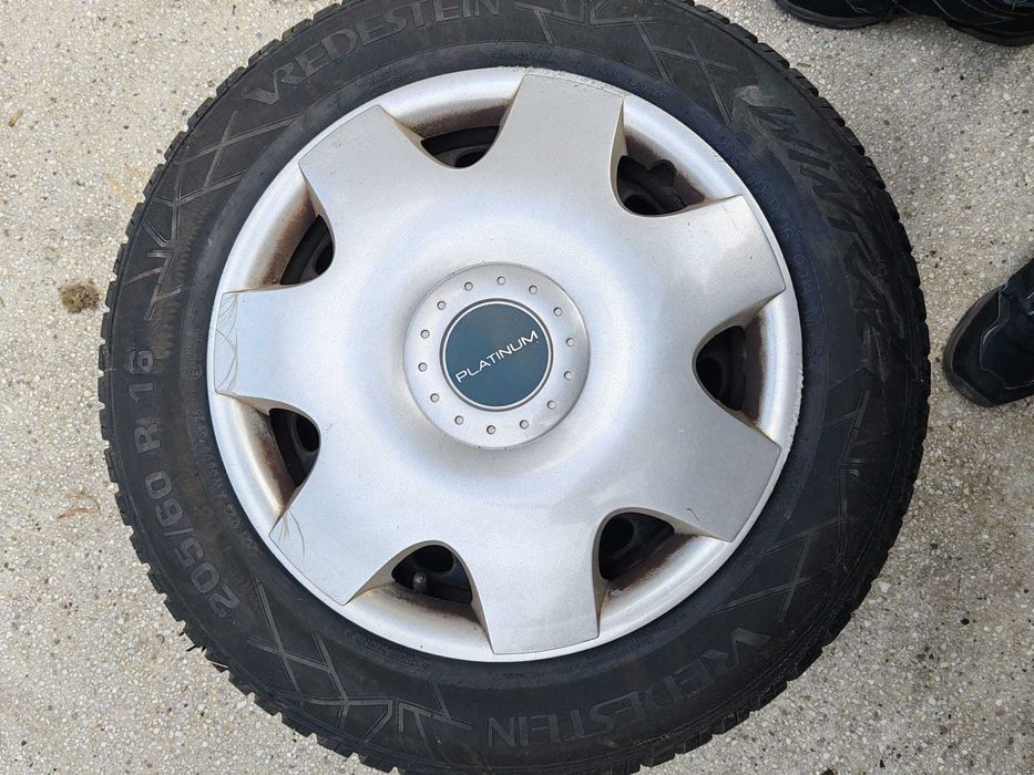 Cauciucuri All season cu jante de table 205/60/R16 pentru volvo, etc