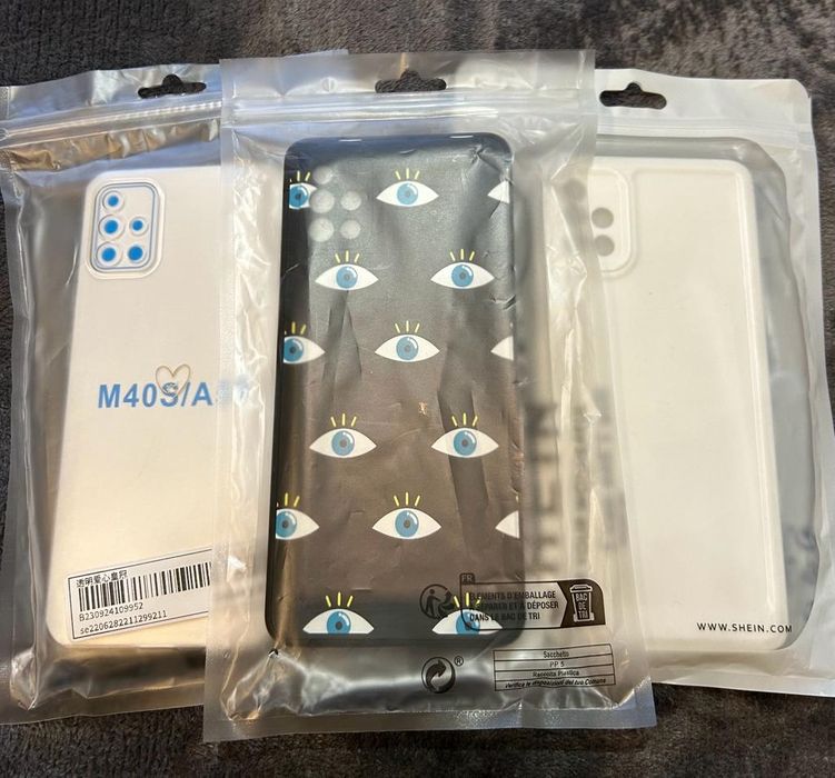 Vând huse Samsung galaxy A51 noi