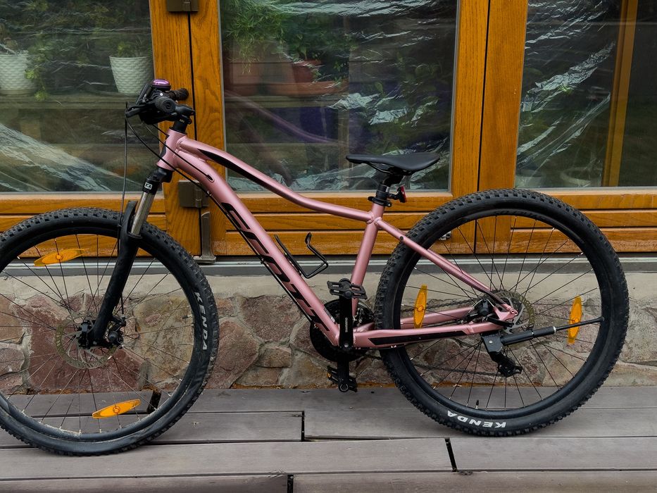 Продам горный велосипед Scott.