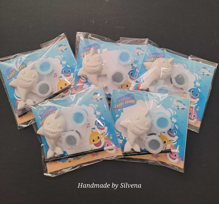 Фигурки за оцветяване