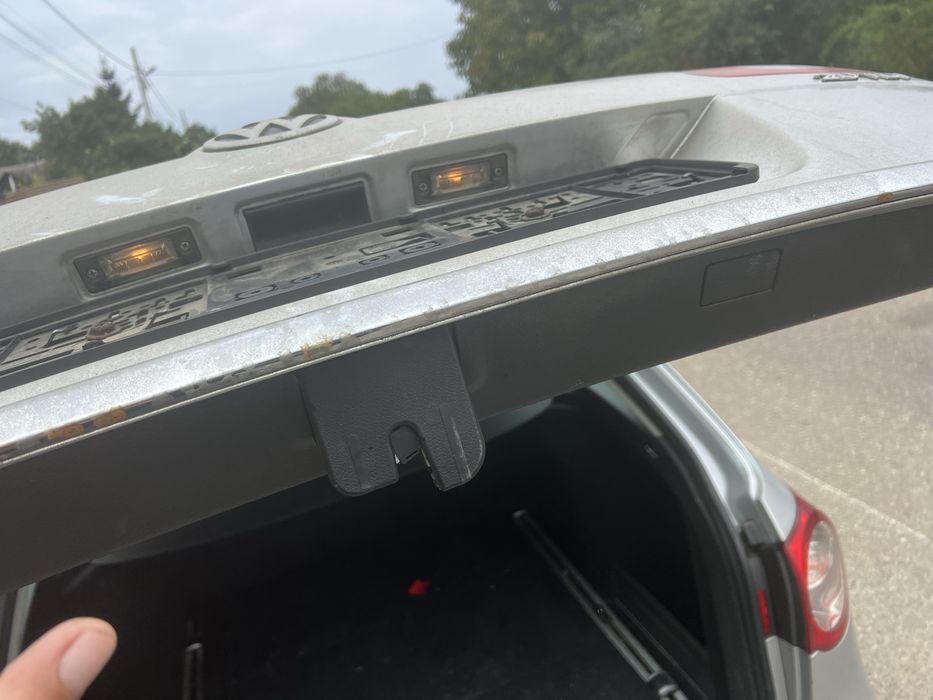 Hayon vw passat b6 gri argintiu fara rugina!