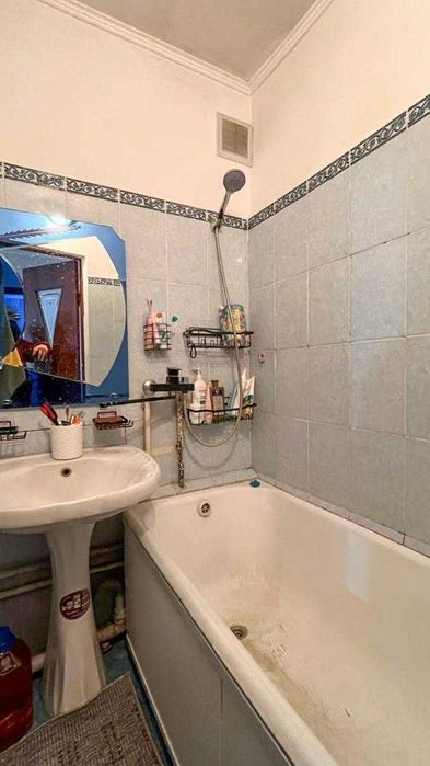 Продать квартиру Асель Империя